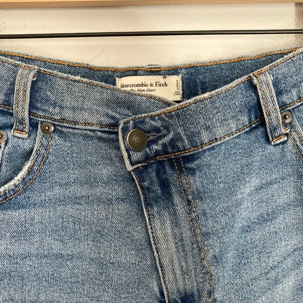 Abercrombie & Fitch The Mom Short High Rise Womens 31 Blue Denim 90s Distressed - Picture 3 of 8